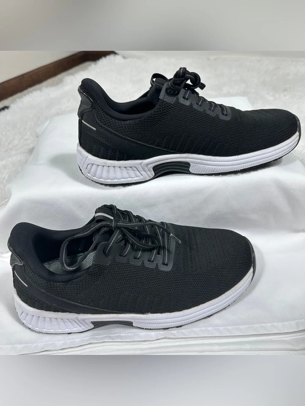 Orthofeet Kita Womens 8,5 Black Mesh Hands Free Comfort Walking Sneakers